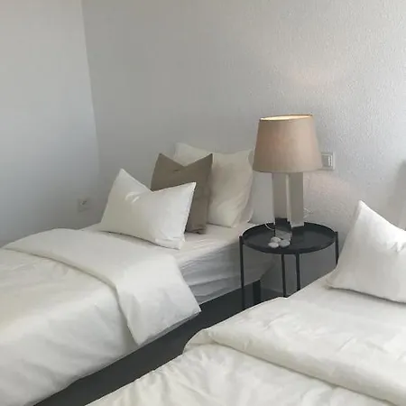 Great Penthouse With Fantastic Views Of Costa Del Sol 에스테포나